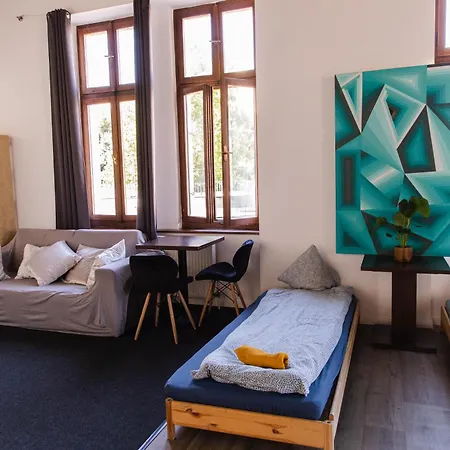 Blue Lotus & 3* Bratislava