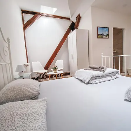 Ξενοδοχείο Blue Lotus Μπρατισλάβα