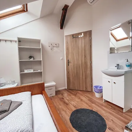 Ξενοδοχείο Blue Lotus Μπρατισλάβα