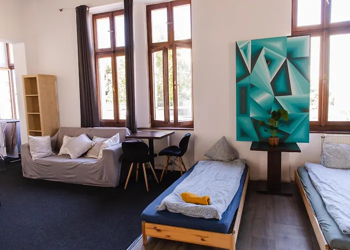 Blue Lotus 3* براتسيلافا